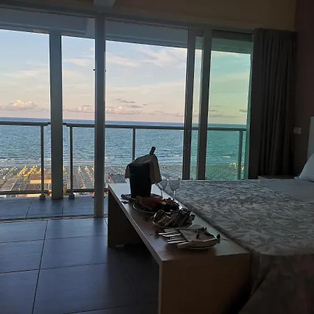 Adria Hotel