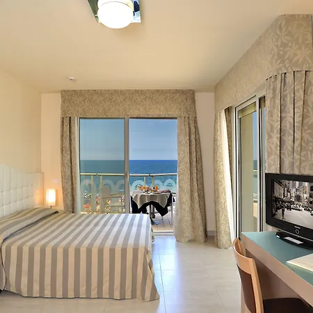 ホテル Adria ミラノ・マリッティマ