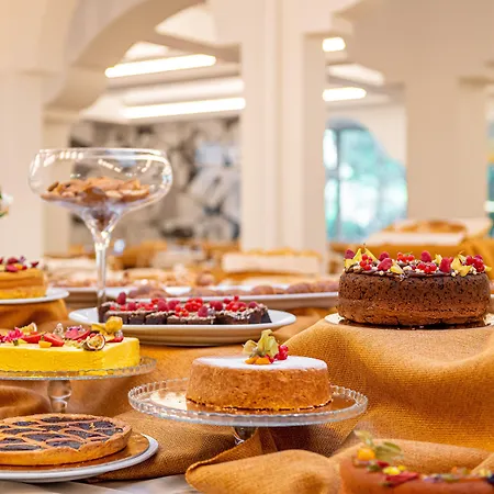 Adria Hotel