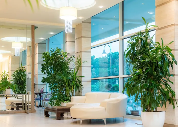 Adria Hotel 4*